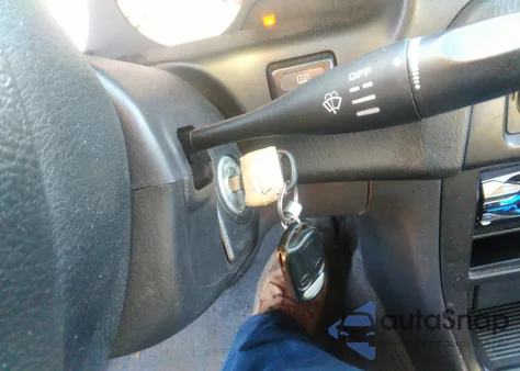 2001 Nissan Altima Se z USA, uszkodzony, nr VIN 1N4DL01D01C219041